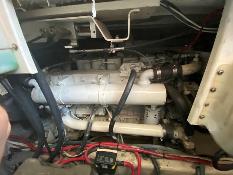 1999 Maxum 4100 SCA