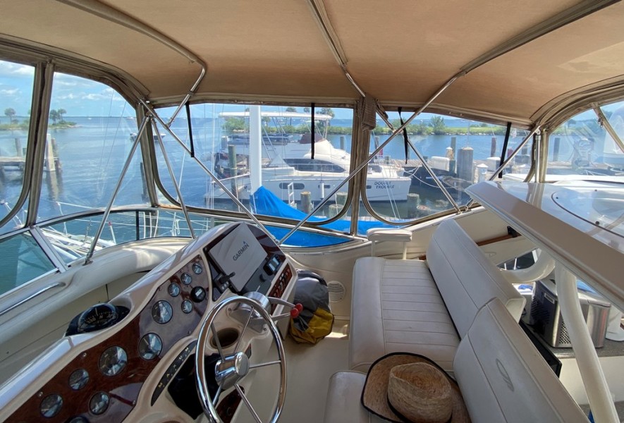 1999 Maxum 4100 SCA