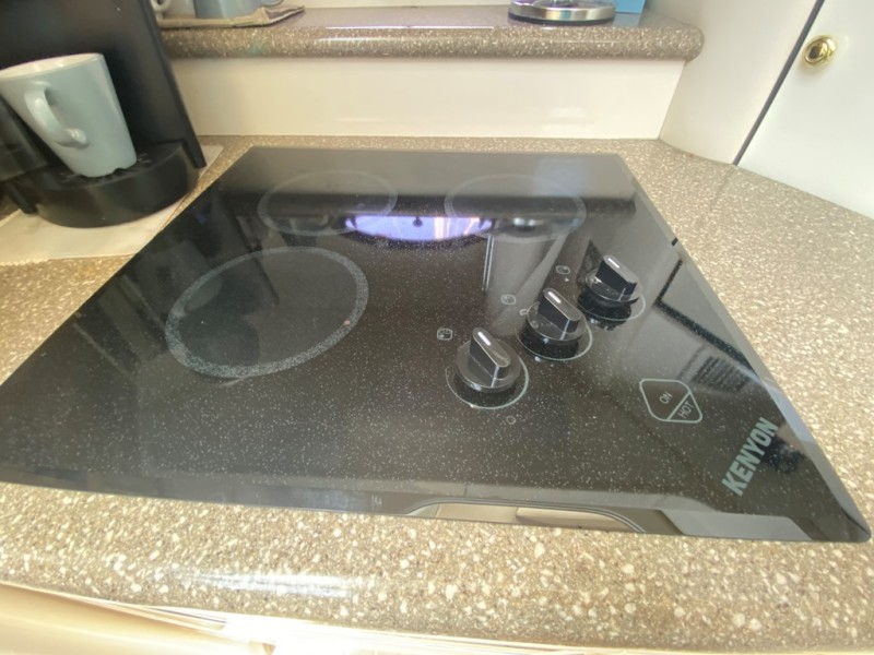 1999 Maxum 4100 SCA