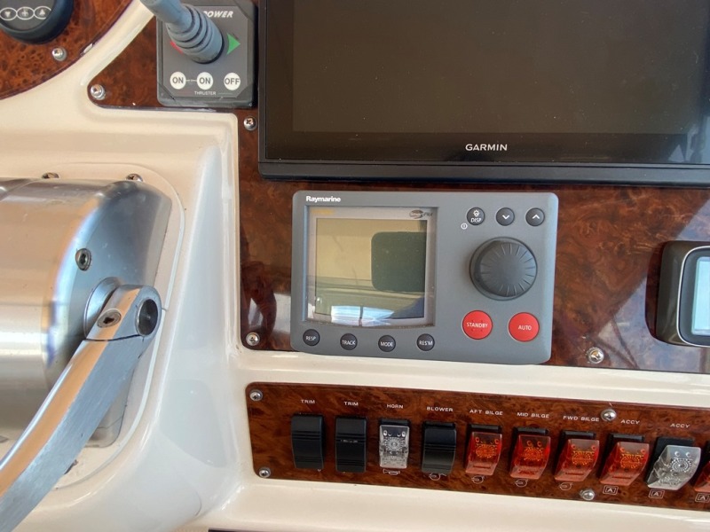 1999 Maxum 4100 SCA