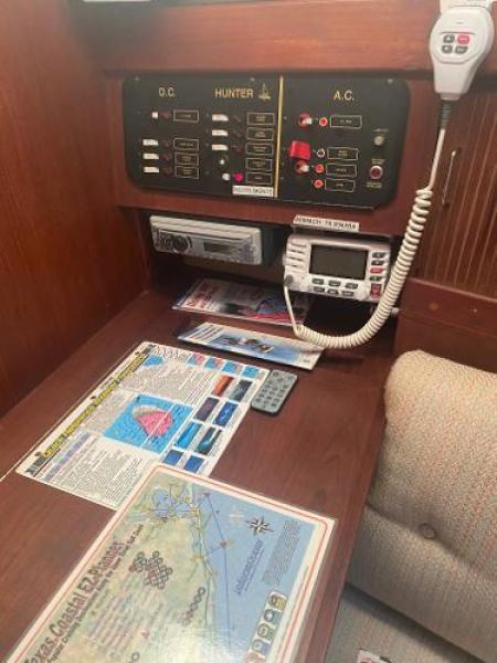 1990 Hunter