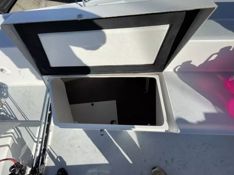 Beau Che II 36ft J Boats Yacht For Sale