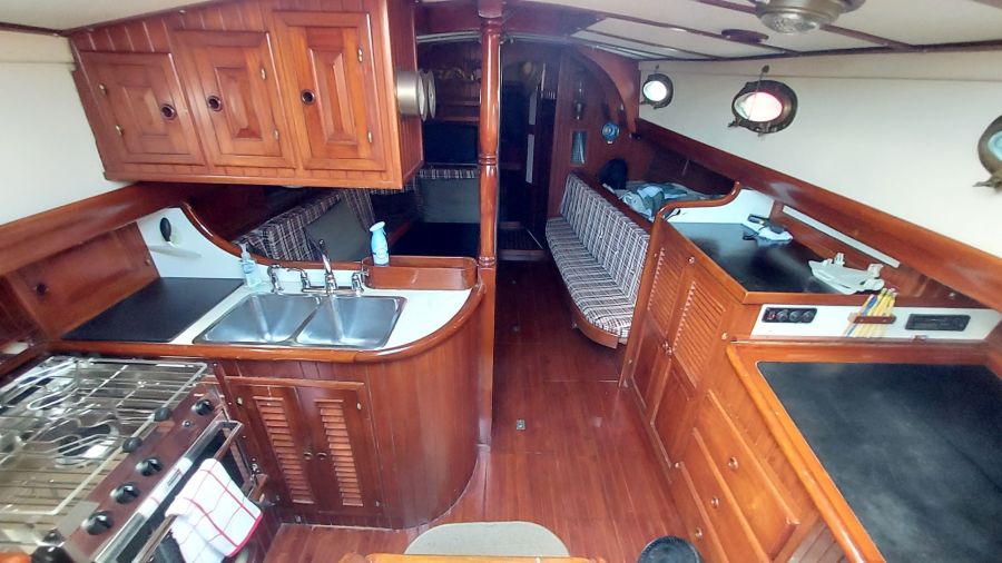 1983 Union 36