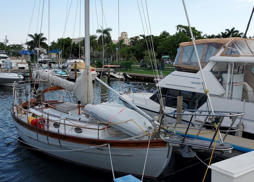 1983 Union 36