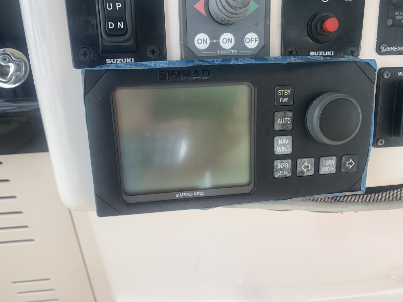 33' 2004 Grady-White 330 Express