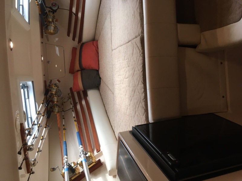 33' 2004 Grady-White 330 Express