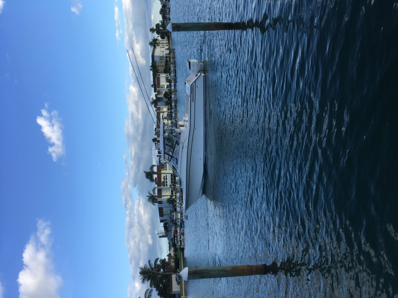 33' 2004 Grady-White 330 Express