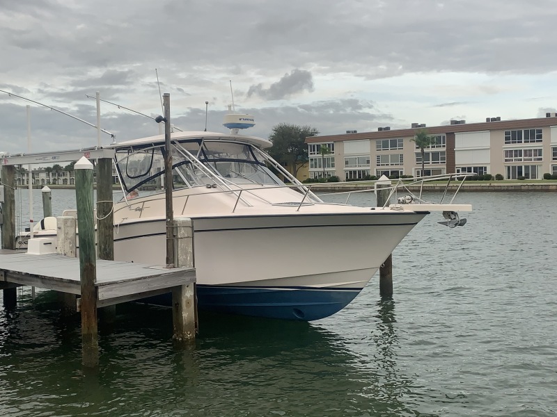 33' 2004 Grady-White 330 Express
