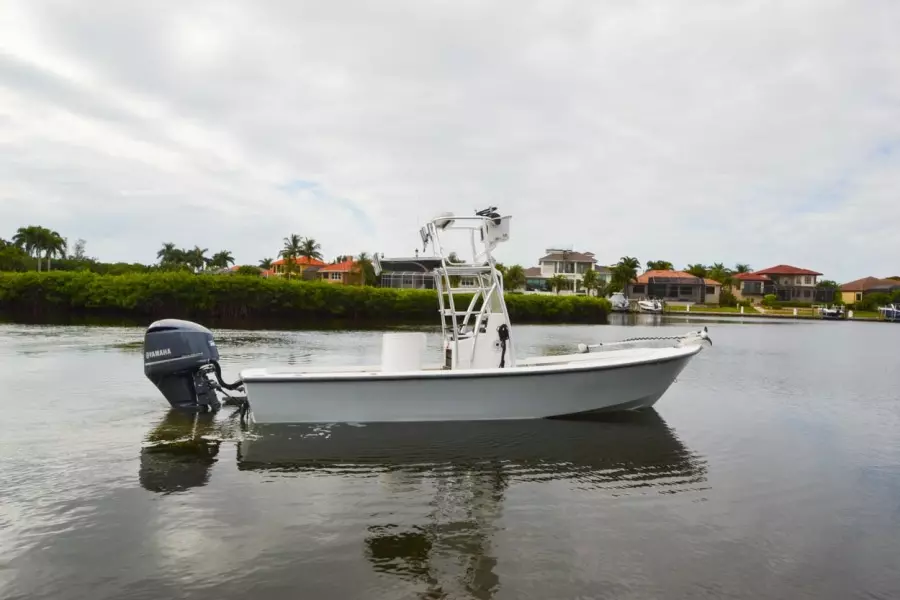 2011 Dorado 23 Pro Guide