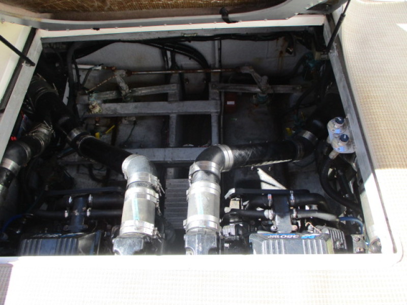 2000 Sea Ray 310 Sundancer