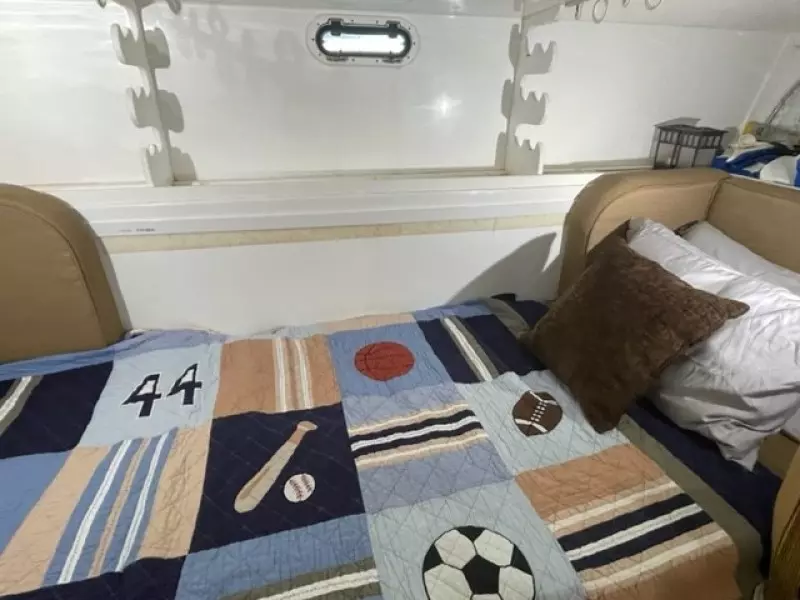 2007 Stamas 34 Express