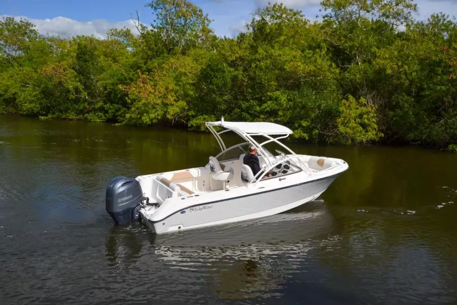 2014 Edgewater 205 CX