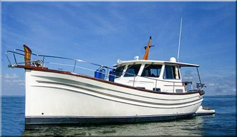 2004 Menorquin 130