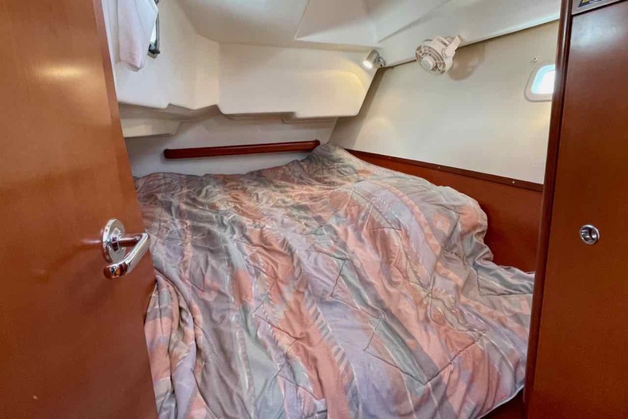 2007 Beneteau 373