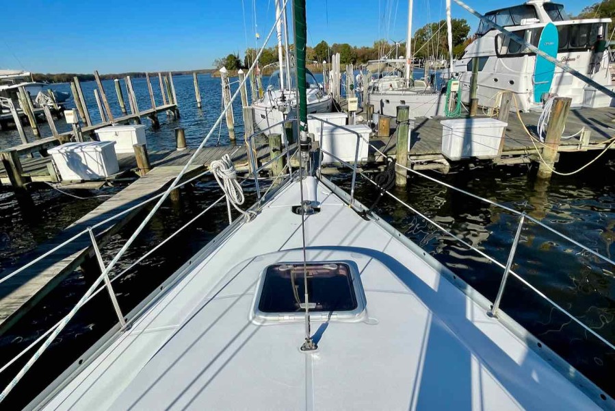 2007 Beneteau 373