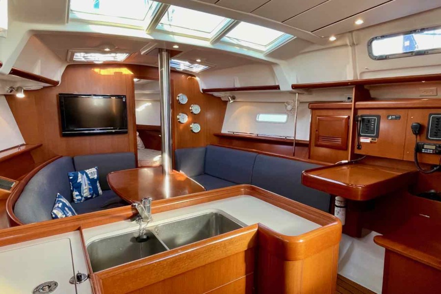 2007 Beneteau 373