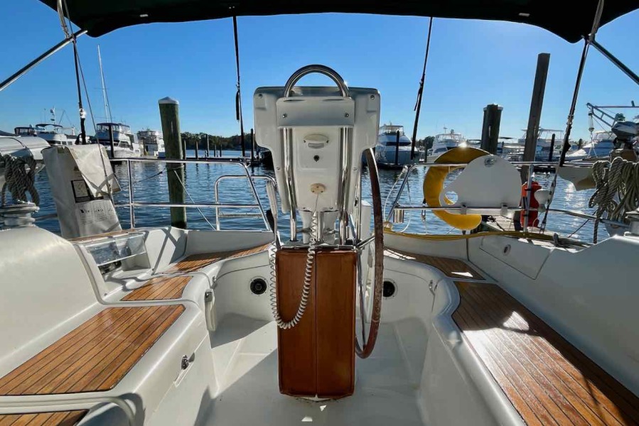 2007 Beneteau 373