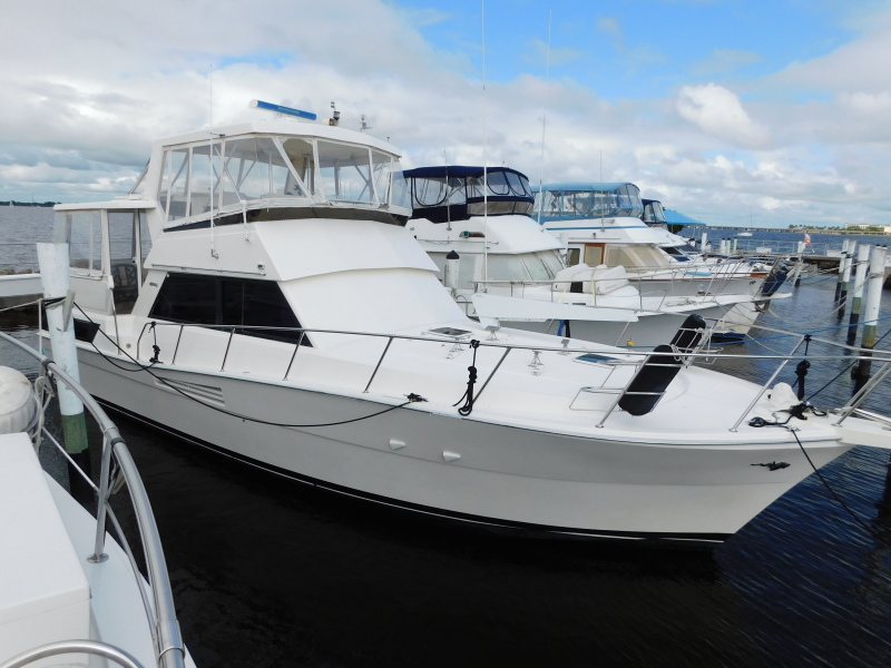 1989 Viking 44 Aft Cabin