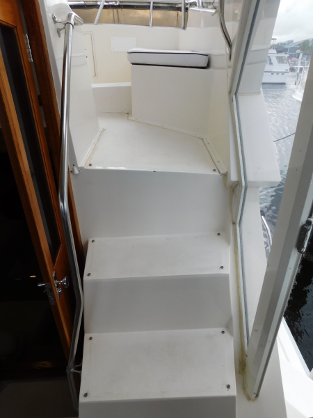 1989 Viking 44 Aft Cabin