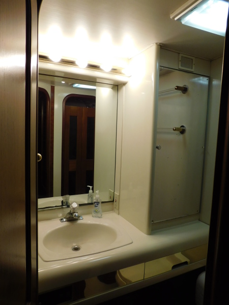1989 Viking 44 Aft Cabin