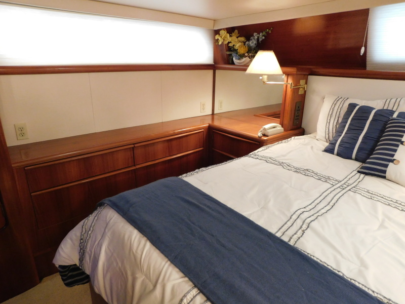 1989 Viking 44 Aft Cabin
