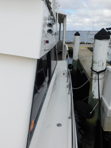 1989 Viking 44 Aft Cabin