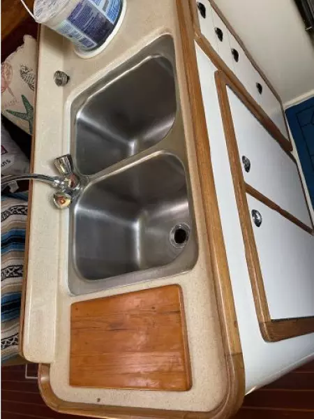 1997 Catalina 34 MKII Wing Keel