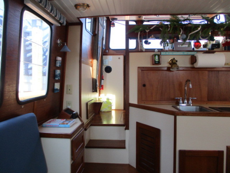 1989 Nordic Tugs 32'