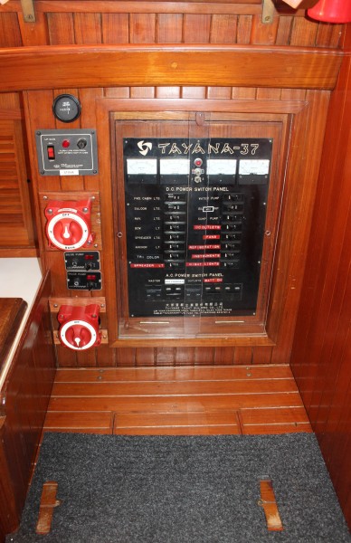 1983 Tayana