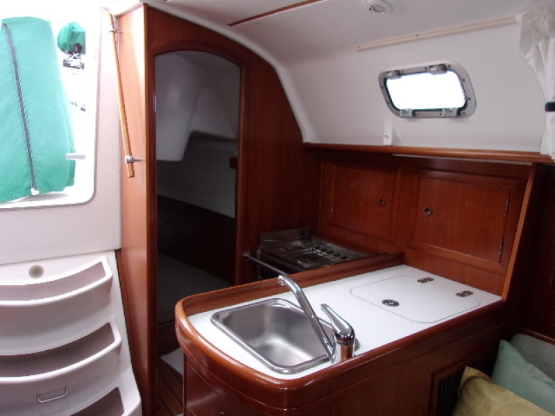 2004 Beneteau Oceanis 311