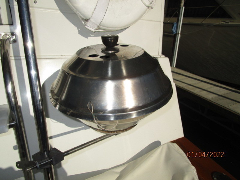 48' Californian cockpit BBQ grill