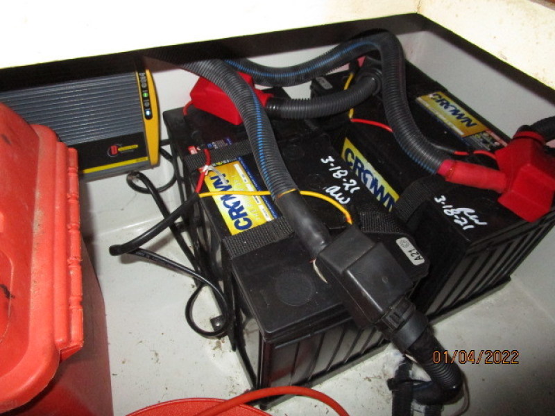 48' Californian battery bank2