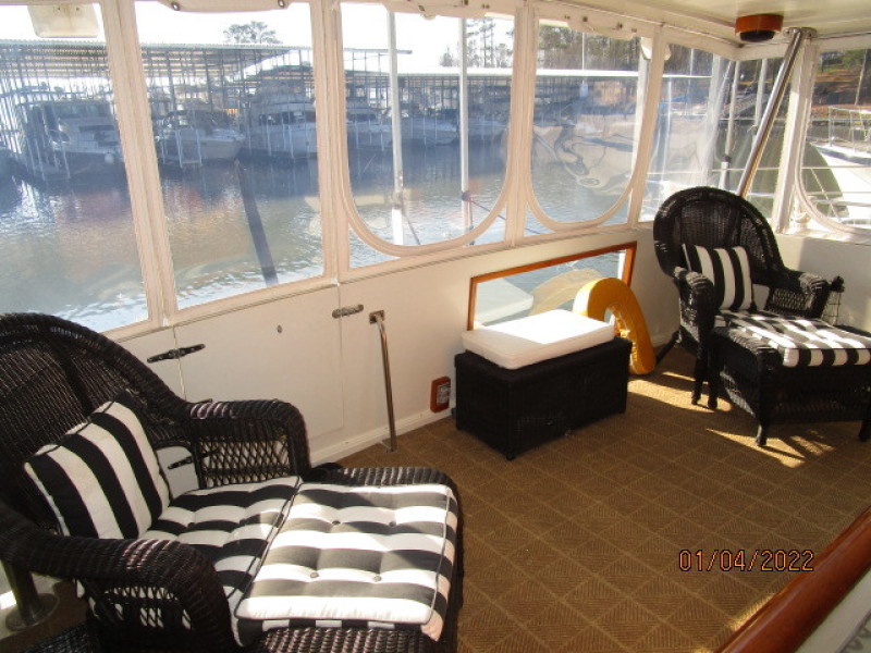 48' Californian sundeck3