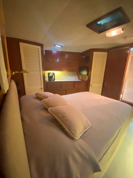 1983 Ocean Yachts 55 Super Sport