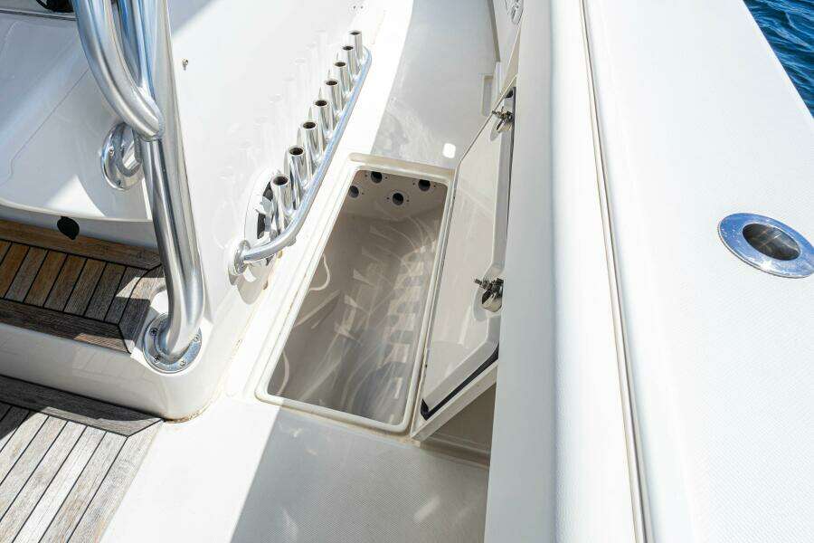 Bandit 38ft Jupiter Yacht For Sale