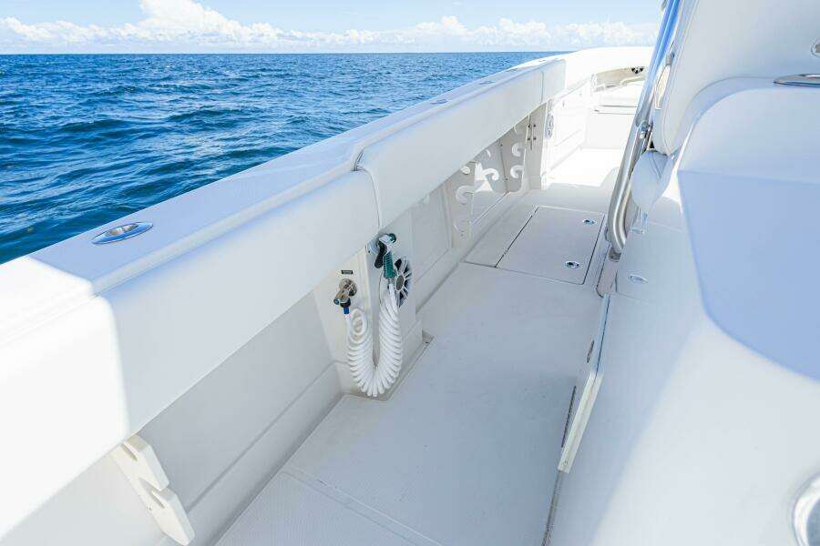 Bandit 38ft Jupiter Yacht For Sale