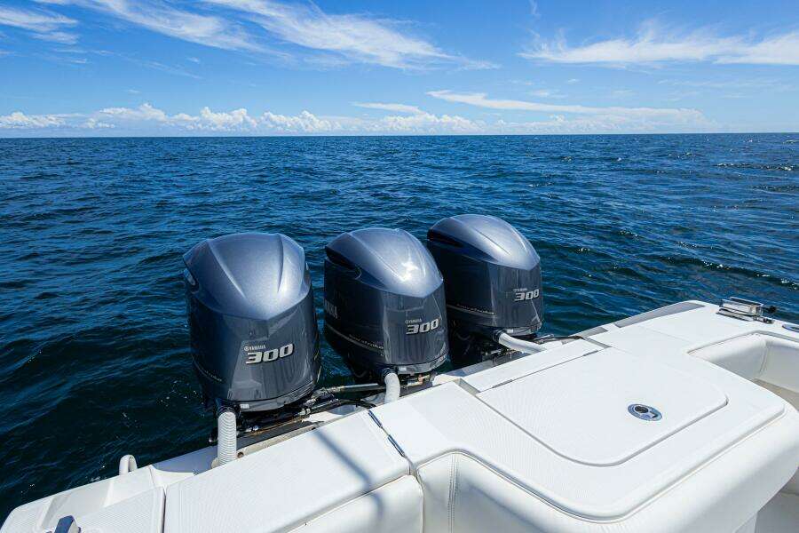 Bandit 38ft Jupiter Yacht For Sale