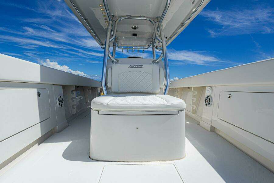 Bandit 38ft Jupiter Yacht For Sale