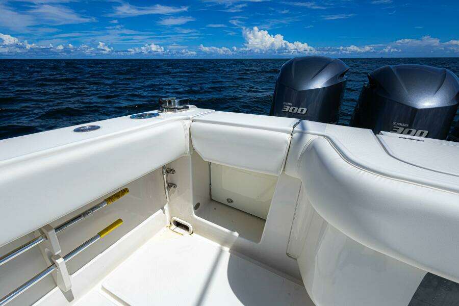 Bandit 38ft Jupiter Yacht For Sale