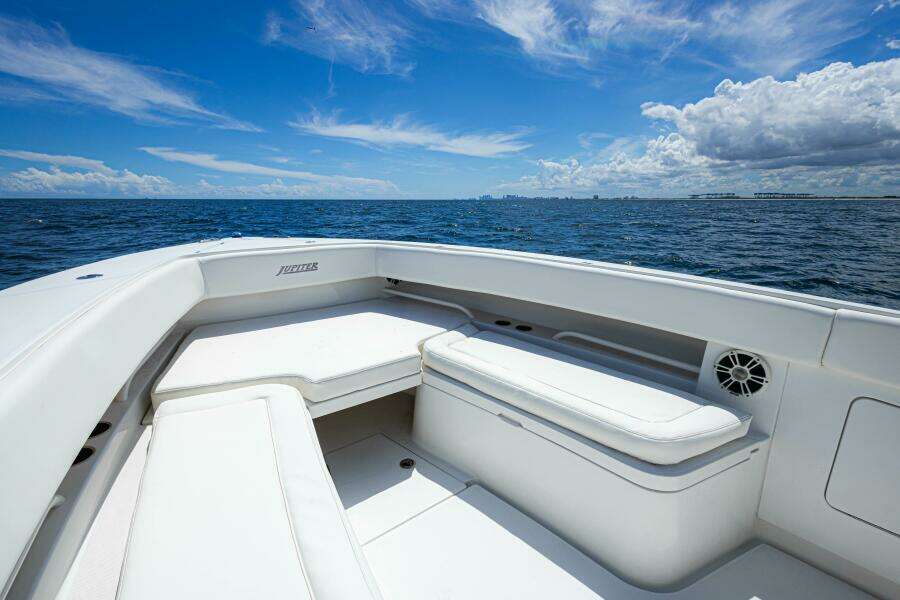 Bandit 38ft Jupiter Yacht For Sale