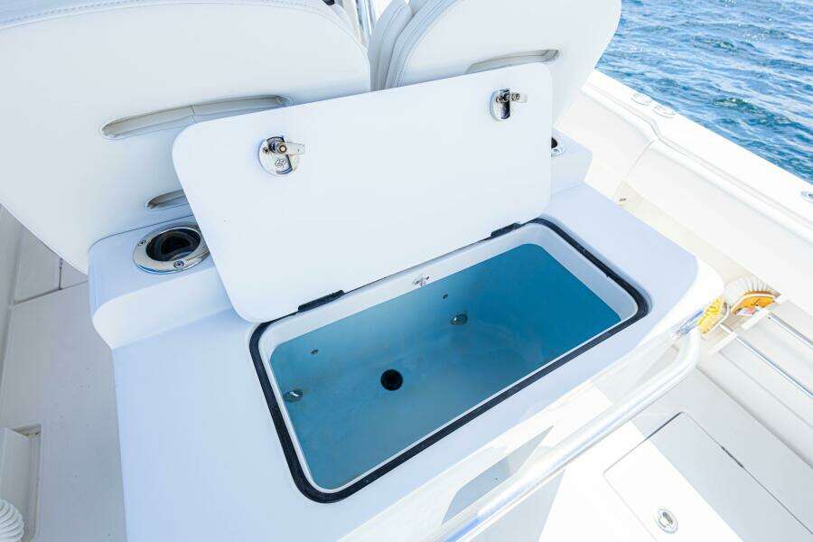 Bandit 38ft Jupiter Yacht For Sale