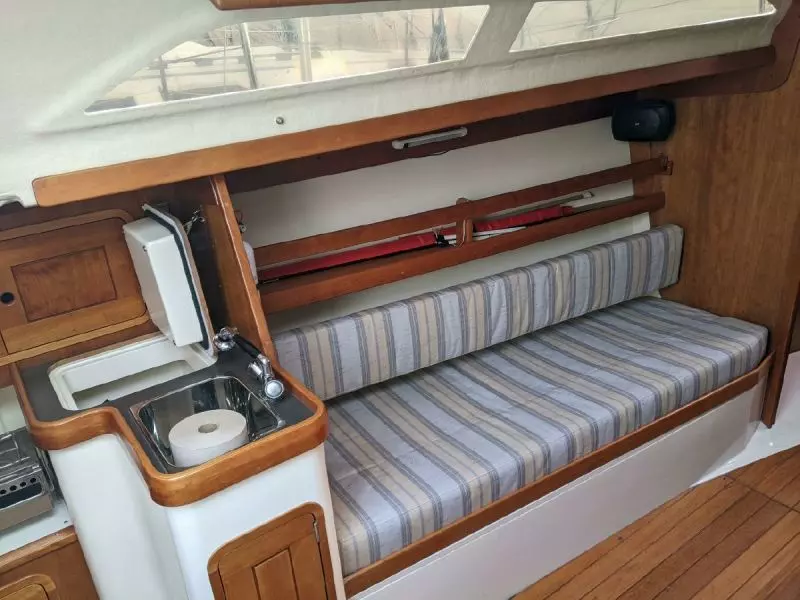 33ft Tartan Yacht For Sale