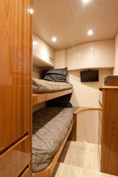 Viking 66 DESPERADO - Starboard Stateroom