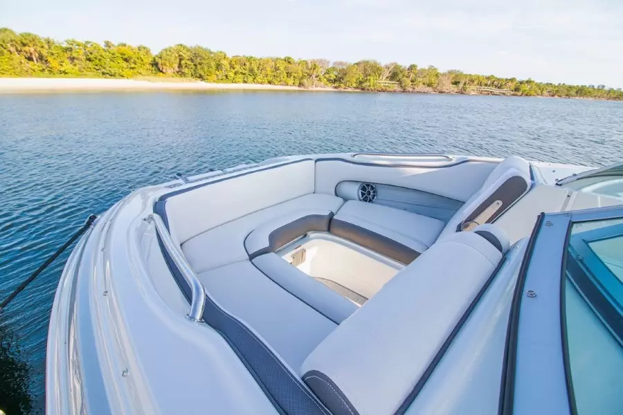 23ft Crownline Yacht For Sale