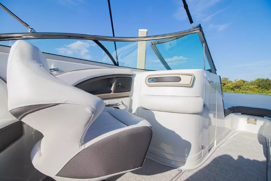 23ft Crownline Yacht For Sale