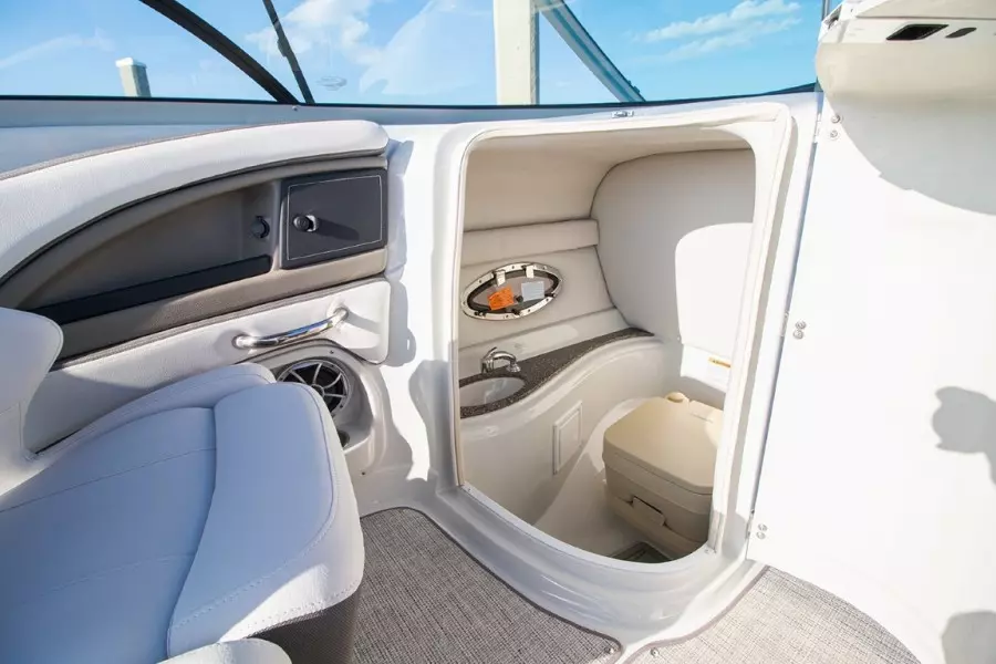 23ft Crownline Yacht For Sale