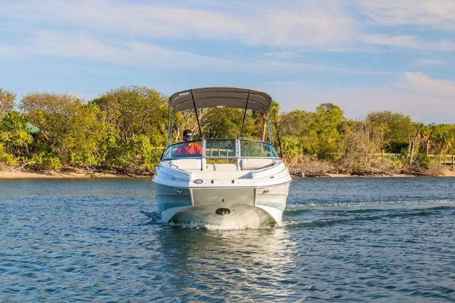 23ft Crownline Yacht For Sale