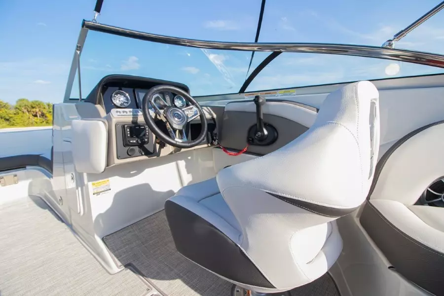 23ft Crownline Yacht For Sale