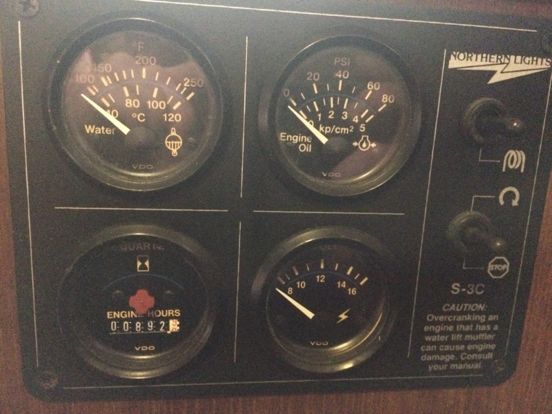 1984 Sundowner Tug 30