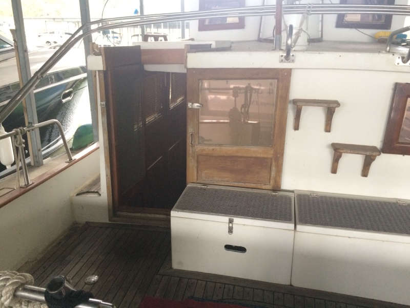 1984 Sundowner Tug 30